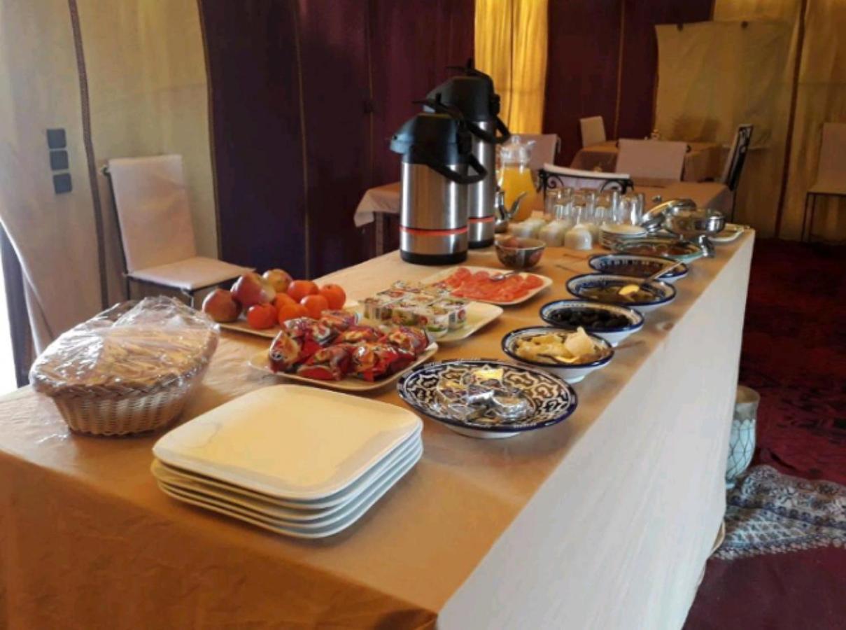Sahara Traveling Camp Hotel Merzouga Buitenkant foto
