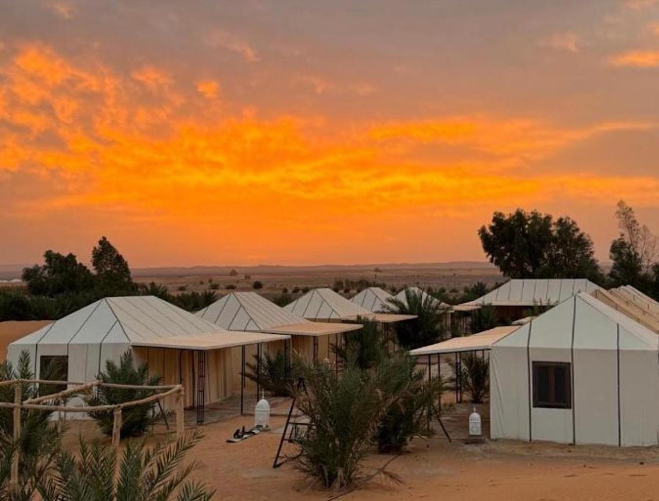 Sahara Traveling Camp Hotel Merzouga Buitenkant foto
